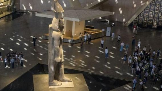 Tagesausflug zu den Pyramiden von Gizeh in Ägypten + Grand Egyptian Museum | Wahl zwischen chinesischem/englischem Reiseleiter
