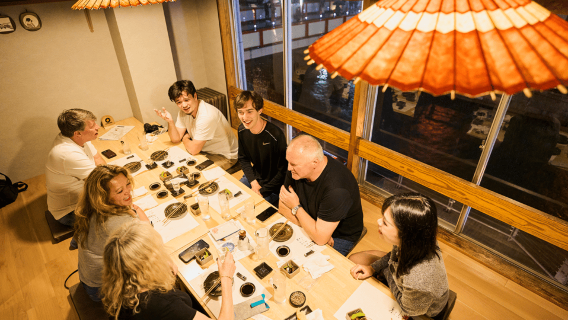 Osaka : Visite guidée gastronomique avec 12 plats et 2 boissons