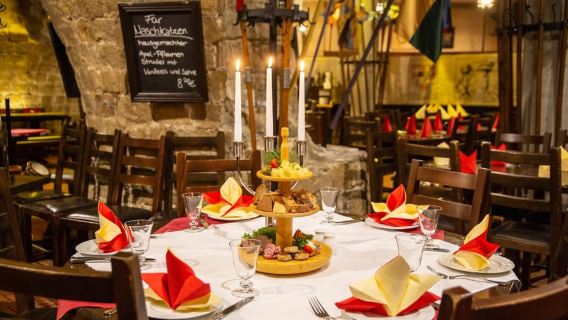 Dresden: Dinner & Wein-Stadtrundgang durch die historische Altstadt