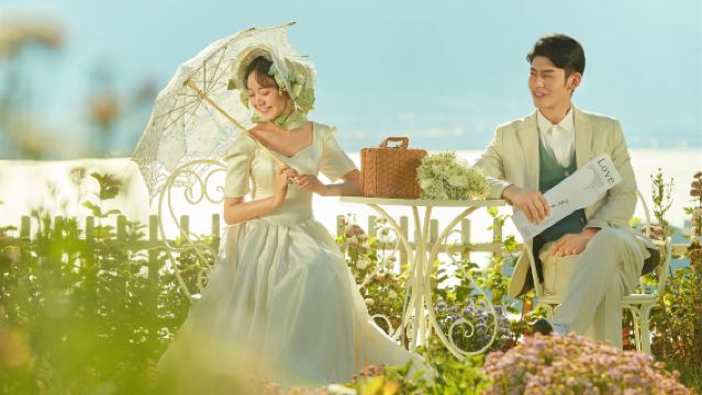 大理白族自治州環海東路打卡點Trip Moments【拍攝婚紗照/婚紗攝影結婚照/服裝任選/照片全送/】