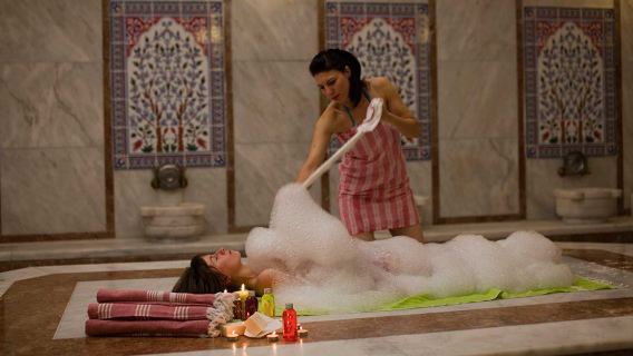Massage et transfert d'aromathérapie au bain turc de Belek