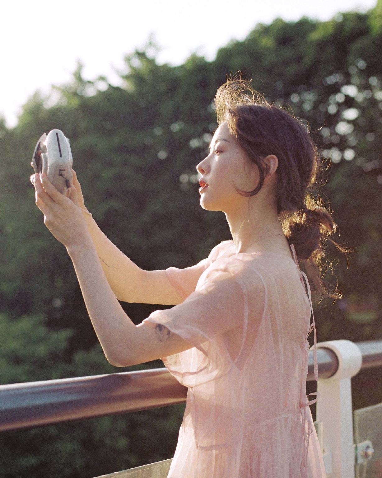 日照Tripメモリー【ドライバー兼ガイド兼Tripメモリー+ウェディングフォトドローン撮影ミニムービー+メイク・衣装+旅程カスタマイズ+未編集写真全データ提供】