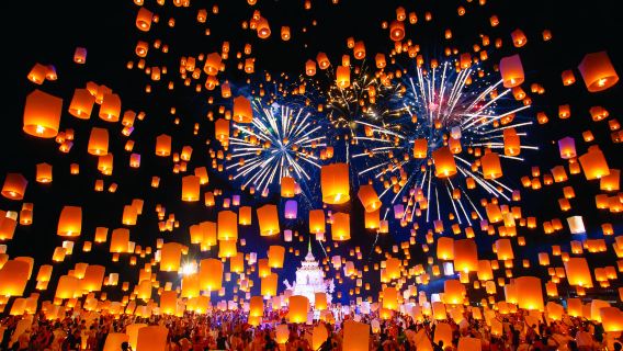 Chiang Mai Sky Lantern Festival Night Tour [2025 Pre-sale|Thousands of sky lanterns lit up|Optional pick-up