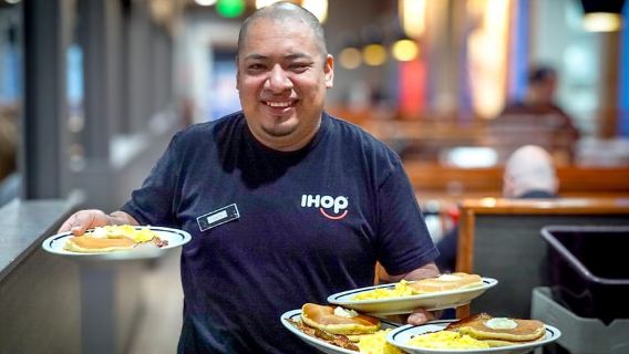 ラスベガス:グランドキャニオン・ウェスト&フーバーダムツアー+朝食