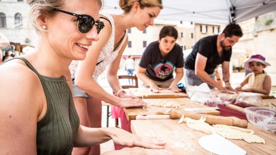 Montepulciano: Pasta-Making Class with Tasting and Wine