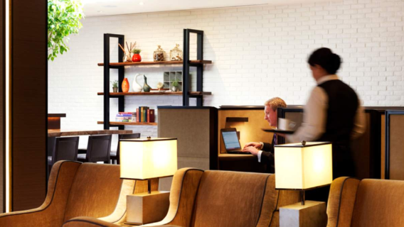 Plaza Premium Lounge am Flughafen London Heathrow – Abflugbereich Terminal 2