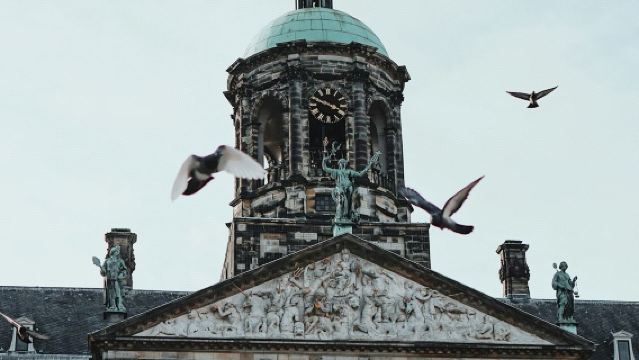 阿姆斯特丹一日遊：猶太博物館+王宮+水壩廣場+啤酒文化+運河
