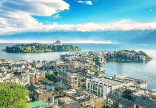 Dali One-Day Tour Around Erhai Lake by Private Car: Indulge in the Enchanting Charm of Dali