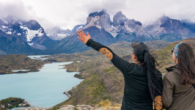 3 MIRADORES DE TREKKING DEL PAINE – DÍA COMPLETO EN EL PARQUE NACIONAL TORRES DE PAINE, PATAGONIA