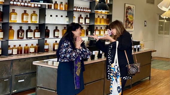 Experiência de Perfume em Paris e Passeio Guiado pelo Palais Garnier