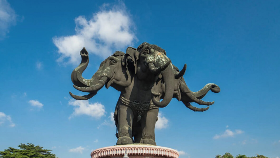 The Ancient City & Erawan Museum Combo with Thai Lunch/ Dinner Buffet