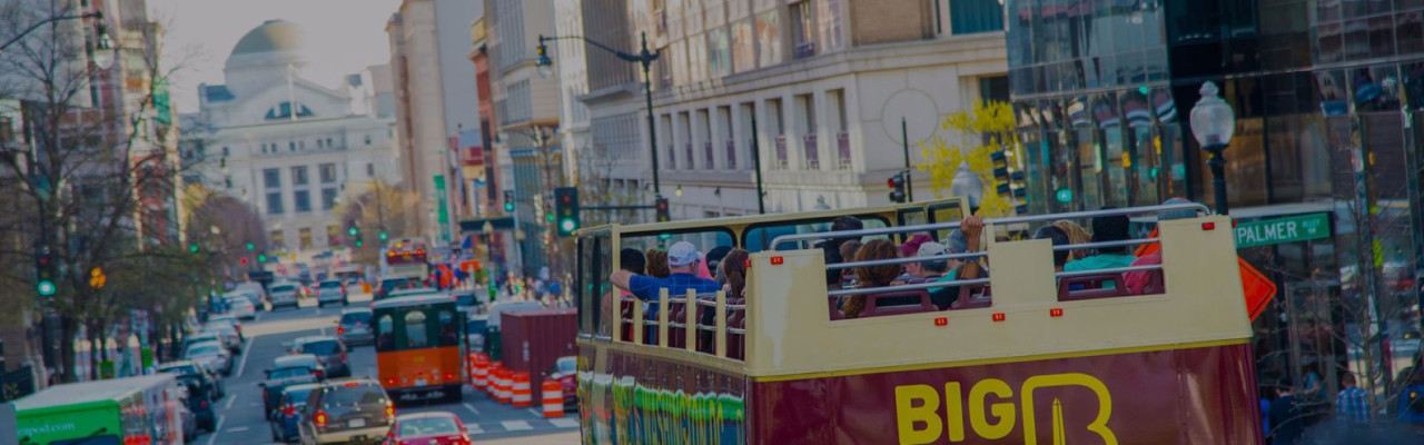ทัวร์กลางคืนแบบพาโนราม่าด้วยรถบัส Big Bus ในวอชิงตัน ดี.ซี.