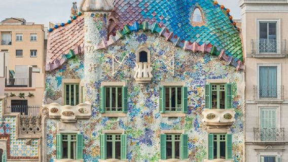 Casa Batlló: Fast Track Ticket + Guided Tour