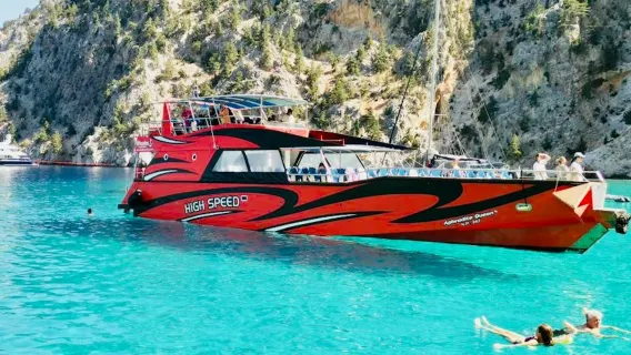 Rhodos: Snelle boot naar Symi-eiland met zwempauze in St George's Bay