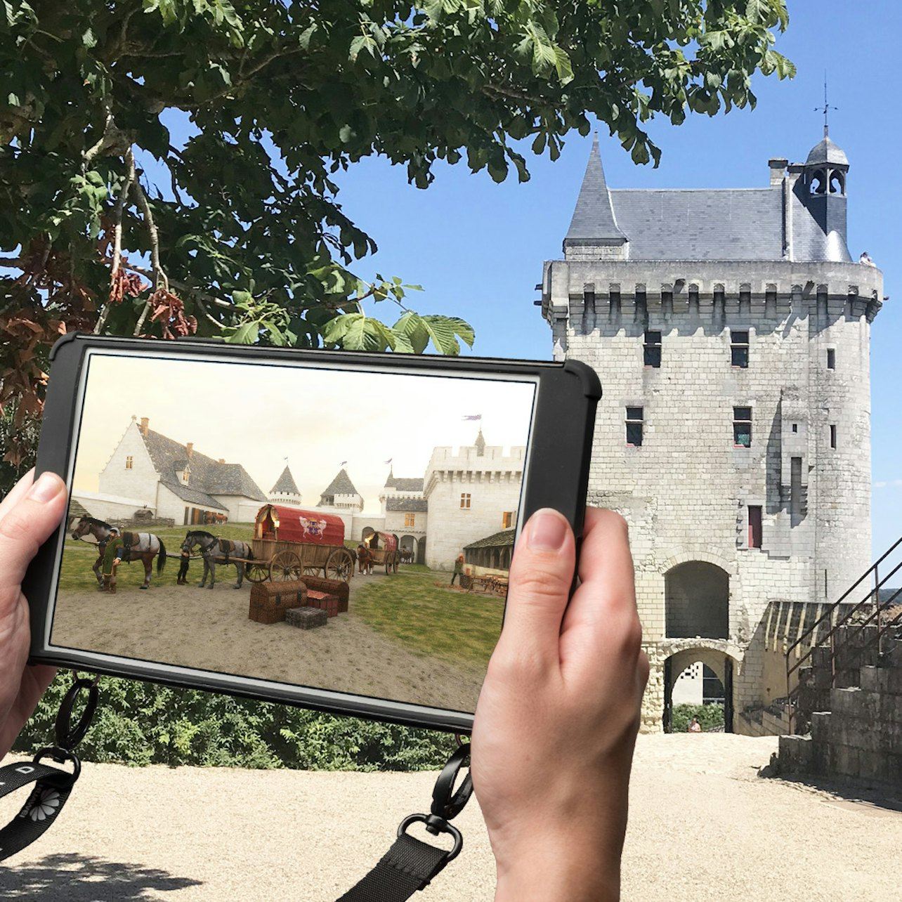 Royal Fortress of Chinon: Entry Ticket + AR Tablet