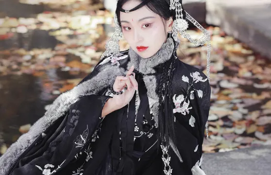 濰坊Trip Moments【一對一跟拍街拍航拍抓拍婚拍/多語言翻譯攝影師/攝影攝像】