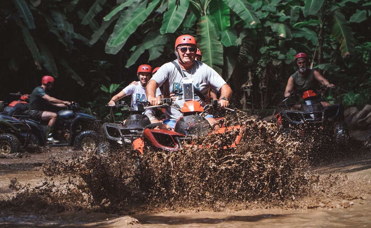 ATV a Ubud con percorso estremo attraverso la Rail di Crash Bandicoot, Cascata, Tunnel Sacro, Fiume e divertimento fangoso