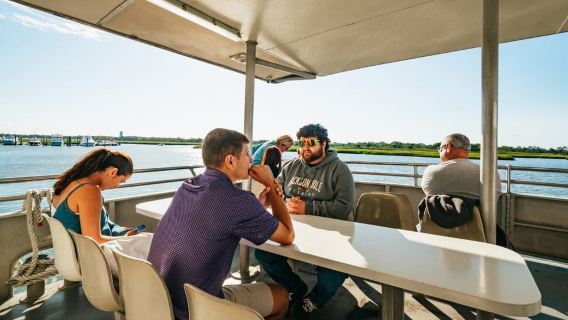 Cape May: Cape May Island Sunset Cruise & Dolphin Watching