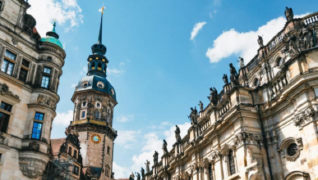 Dresden: Geführter Stadtrundgang mit einer Tasse Kaffee