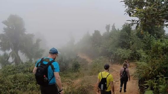 From Ha Noi: Cao Bang Loop Trekking 1 Day Angle Eye Mountain