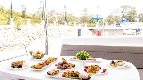 Croisière en catamaran au Costa Rica : plongée avec tuba, kayak et boissons