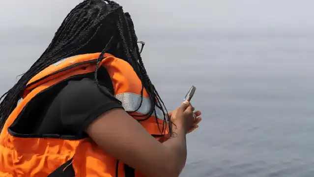 The whale ballet: Cetacean watching off Pointe-Noire