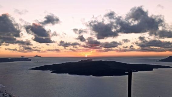 Trốn thoát khỏi bờ biển Santorini