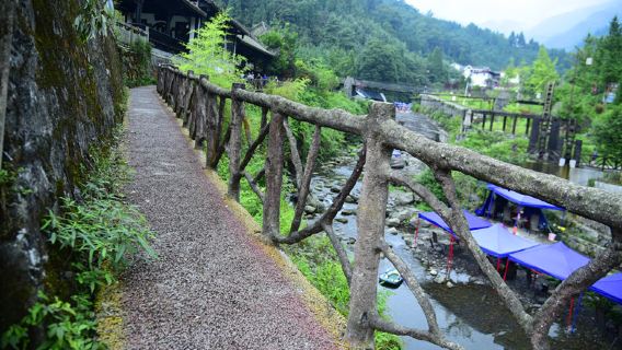 【君臨五指山】五指山水庫+五指山紅峽谷棧道一日遊