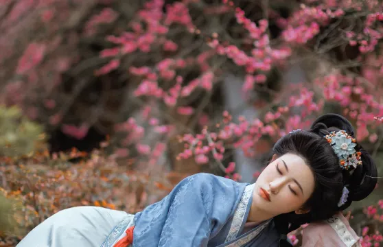 澄江旅拍【撫仙湖/帽天山宣傳片攝影攝像+多語言翻譯本地攝影師跟拍約拍】