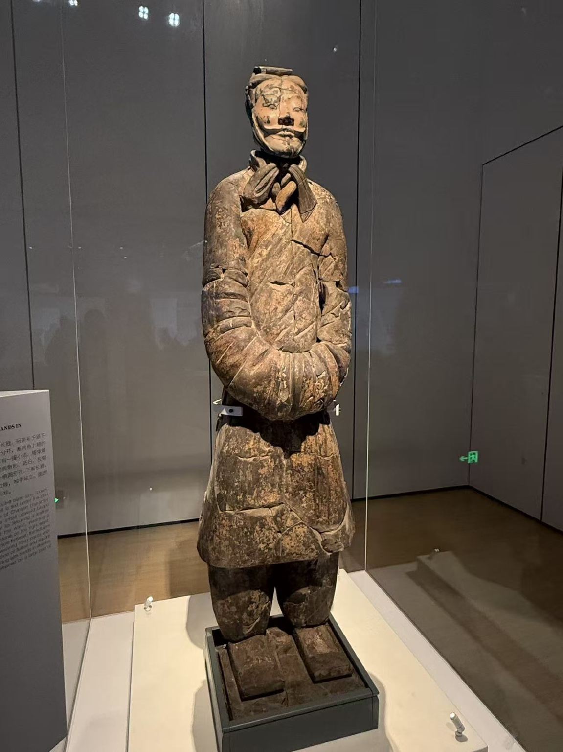 Terracotta Warriors admission ticket + Guided guide with Chinese/Mandarin /English Guide/Small Group Service/Including Lishan Garden