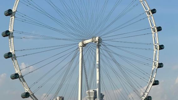 新加坡一日遊：濱海灣精華 + 魚尾獅 + 摩天觀景輪