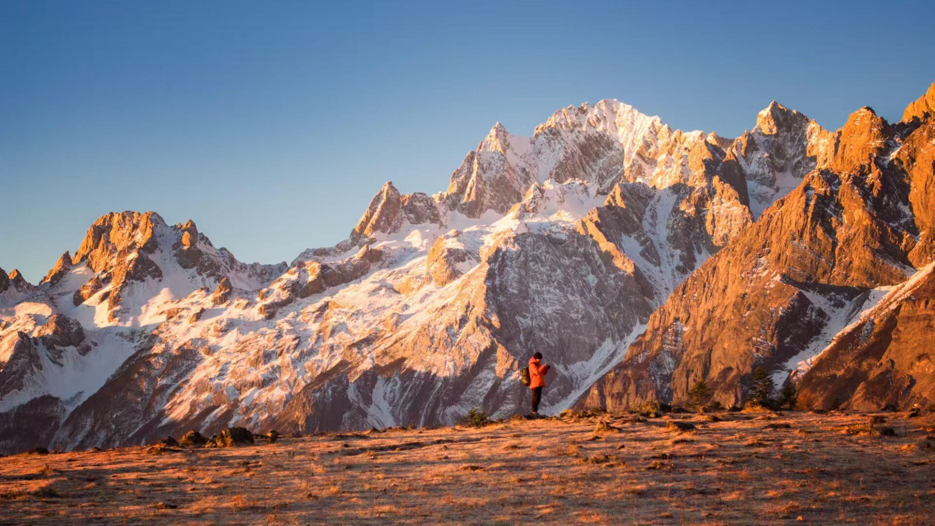 Lijiang Yulong Snow Mountain Attraction [Maoniuping + Blue Moon Valley 1-day Tour] Optional Golden Sunrise