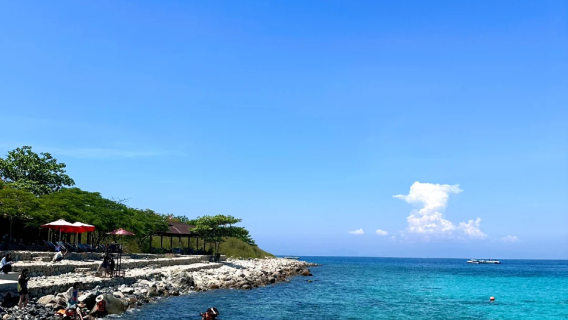 Nha Trang Island Hopping Day Tour: Hon Mun + Fishing Village + Hon Tam Island with Transportation and Guide (Daily Departure)