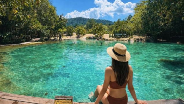Piscina di Smeraldo + Vista al Tempio della Grotta della Tigre + Canoa nel Canale di Klong Root con Acque Cristalline - 8 ore [Krabi]
