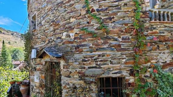 馬德里出發：帕託內斯+欽瓊小鎮一日遊