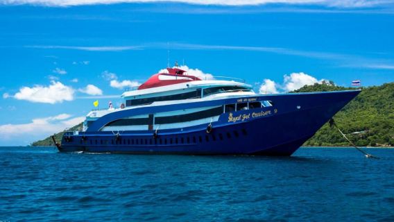 Inter-island ferry tickets for Phi Phi Islands (Tonsai/Laemtong), Phuket (Rassada), and Krabi (Klong Jilad/Ao Nang etc.), multiple seat options available