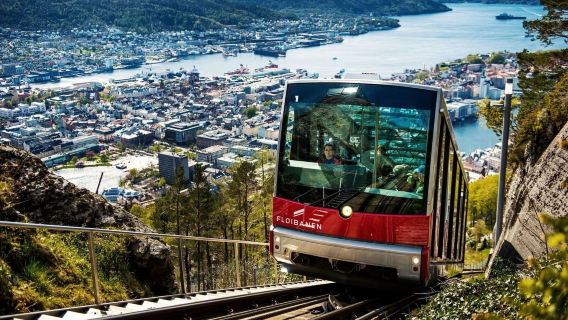 Dagstur i Bergen, Norge | Byrundtur + Fløibanen kabelbane + Mostraumen bådtur
