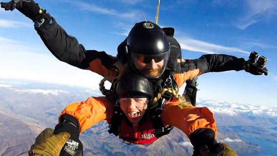 Skydive Wanaka skydiving