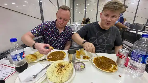 BEST Mumbai's Street Food-Evening Tour