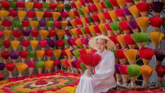 Lawatan Keagamaan Separuh Hari di kubu Hue