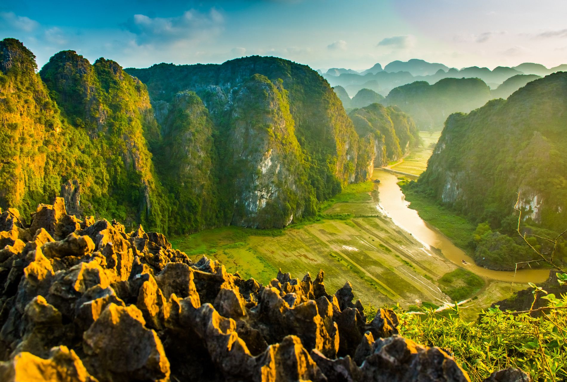From Hanoi: Ninh Binh Day Tour with Optional Bai Dinh, Hoa Lu, Trang An, Tam Coc, Mua Cave