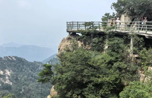 青島出發-臨沂沂蒙山天蒙景區+孟良崮一日遊-可中英文服務