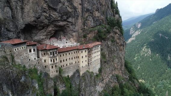 Trabzon: Sumela Monastery Day Tour with Lunch