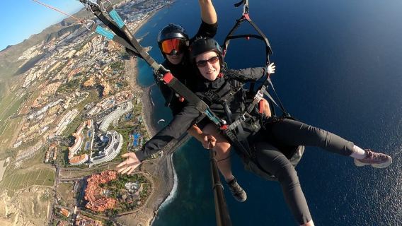 Tenerife: Discover the paragliding experience of a lifetime!