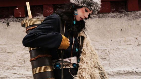 林芝Tripメモリー【運転手兼ガイド兼Tripメモリー+ウェディングドローン撮影ミニムービー+メイクアップ衣装+旅程カスタマイズ+人数無制限】