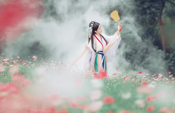 昌寧旅拍【攝影攝像航拍約拍陪拍跟拍隨走隨拍 +多語言翻譯本地攝影師】