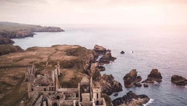 新斯萊恩城堡+福克蘭宮+克魯登灣包車一日遊【中文司機】