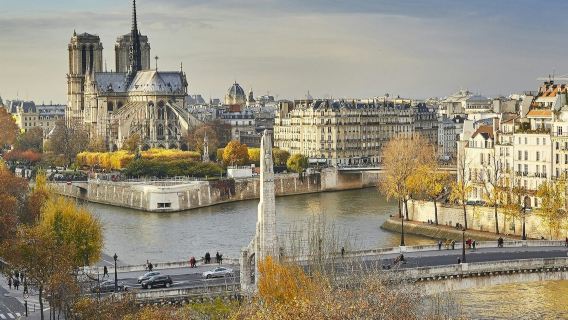 Île de la Cité Paris: Guided Tour + Notre-Dame Cathedral Entry