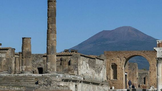 Pompeji & Vesuv: Tagesausflug ab Neapel mit Mittagessen