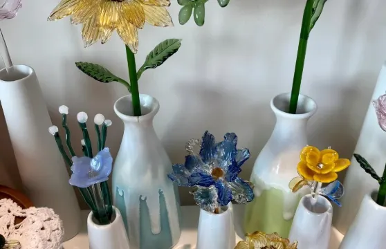 江西景德鎮上青坊陶藝空間陶藝．玻璃非遺手作體驗【擁抱花瓶製作|玻璃燒製體驗|專業陶藝|多種玩法